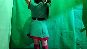 I'm a hot latina elf waiting for a dirty man to dominate my vagina on christmas eve