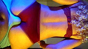 her big ass rubbing made me cum in pants