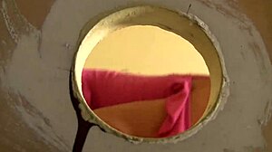 Veronica Avluv sucks big cock at gloryhole 😘