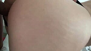 Morning sex with horny cougar?