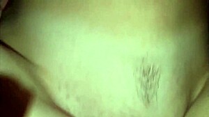 esposa tomando gozada dentro da buceta por estranhos