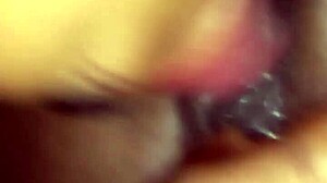 chupando a buceta grande da latina preta com massagem e cunilingus