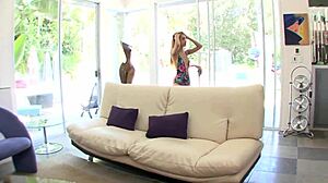 Lesbian Hotties Lick Wet Pussies 😍