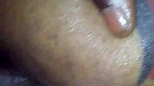 Analkiing finds 1st anal whore