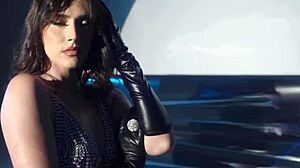 Big Ass Brunette Teen Exposed Her Perfect Body in Solo