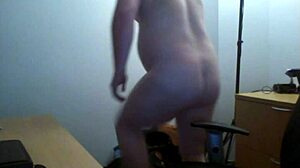 Jenny gives oral main with gagging and deepthroat!