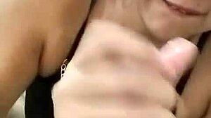 Watch Latina Amateur Masturbate In Fetish Session!