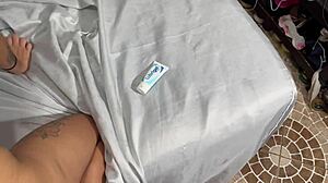 Comendo gostoso o cu da minha enteada no pelo e gozando dentro