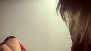 fiz minha amiga de corninha se masturbar me vendo dar pro marido dela na frente dela