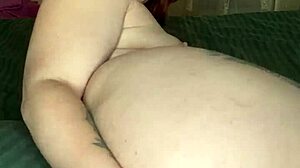 Watch me insert dildo in ass and pose on all fours, she teases.