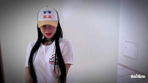 Pov Chamei Meu Vizinho Escondido Da Sua Mulher Para Chup�-Lo Na Escada