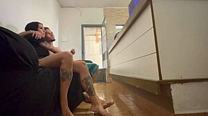 Metflix pau e putaria comi ela no pelo e gozei em cima da bucetinha completo no red e sheer