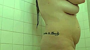 Shower session with domme mommy