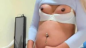 I jerk off as a hot trans with small tits