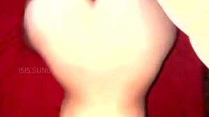 Shaking ass on vibrator leads to wild squirting fountain