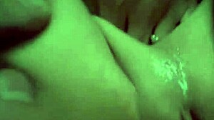 Le encanta que le metan la verga en la noche antes de dormir!