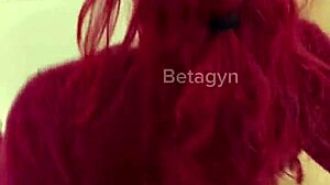 fui ao shopping e ela me chupou com suas tetas grandes