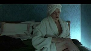 I can’t believe I saw Lori Heuring and Zita Gorog like this in 8mm 2005, so hottt!