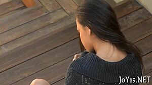 Palatable teen 18+ rubs lascivious twat