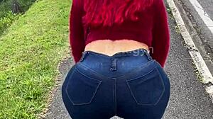 fui ao shopping e ela me chupou com suas tetas grandes