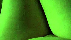 i accidentally flashed my pregnant wife in the dark