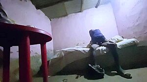 Elle A Fait Tout Le Boulot Toute Seule Et Que Moi Je Suis Juste Allongé En Criant Ouais Vas-Y Continue Continue