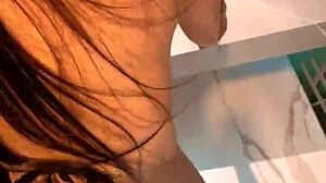 me folle duro a una hermosa colombiana de tinder de 18 años en un motel de medellin