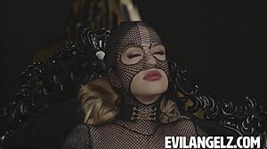 Hey, wanna see Sladyen and Tommy’s wild fishnet fantasy POV?