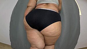 hey, wanna watch me shake my fat ass while showing off my huge pussy lips?