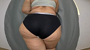 hey, wanna watch me shake my fat ass while showing off my huge pussy lips?