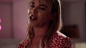 Dana Dearmond And Nia Nacci In Tribbing