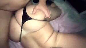 sendo arrombada depois da festa