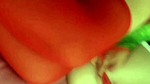 cogiendo con dos culos para navidad mi hermanastra elfa navideña de 18 años me regaló una muñeca sexual tantaly para follar juntos - video casero real