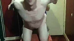 I handle small cocks and big ones with my girlfriend