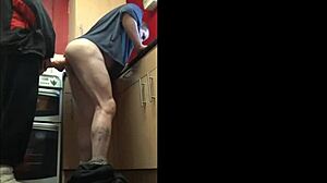 I handle small cocks and big ones with my girlfriend