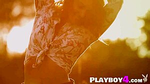 Sweet Anetta Keys Feels Joy Exposing Naked Body in Sexy Striptease