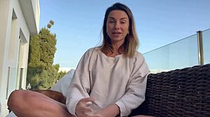 Roxyfox Discusses If Penis Size Matters