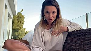 Roxyfox Discusses If Penis Size Matters