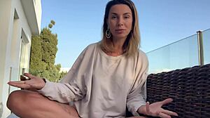 Roxyfox Discusses If Penis Size Matters