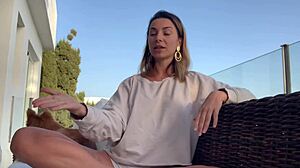 Roxyfox Discusses If Penis Size Matters