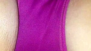 spread your lips wide during this massage