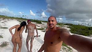 I vazou online, shaved, bent over for doggystyle and face fuckin' mah big clit