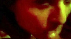 i follo al tio de mi marido mientra el limpia la plaza, segun el