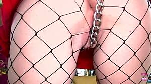 Big ass babe in heels gets doggystyle plumming in juicy booty 😍