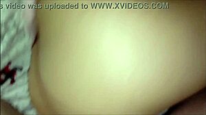 Venezuelan MILF fucks young Colombian tenant in homemade video!