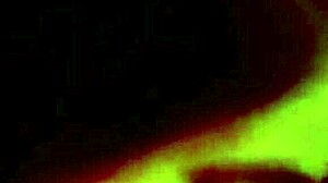 i follo al tio de mi marido mientra el limpia la plaza, segun el