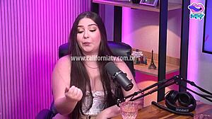 Floravip2023 Moans Loudly in Lesbian Climax!