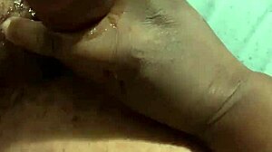 My wife gives me a handjob and makes me cum