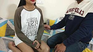 Desi Bhabhi Enjoys Romance With Devar