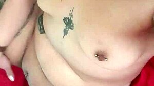 me toco mientras te veo papi